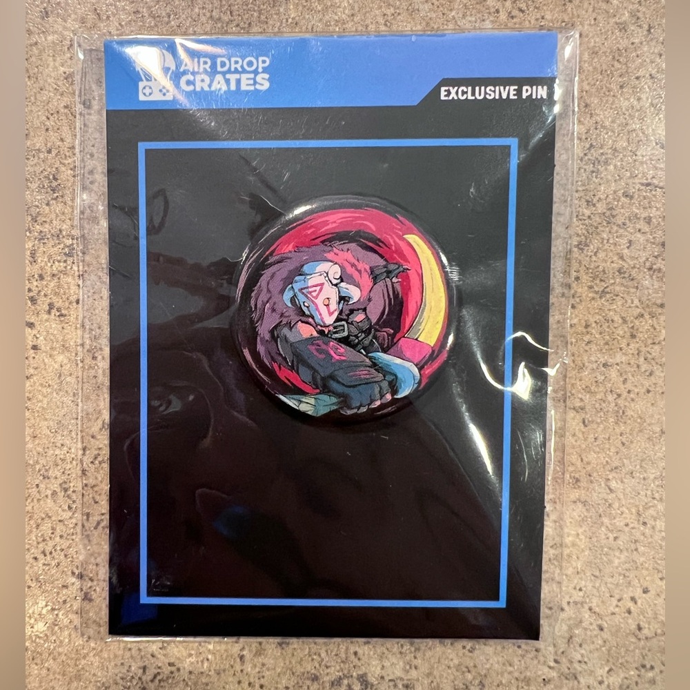New Rare Dota 2 Juggernaut Button Pin Air Drop Crates